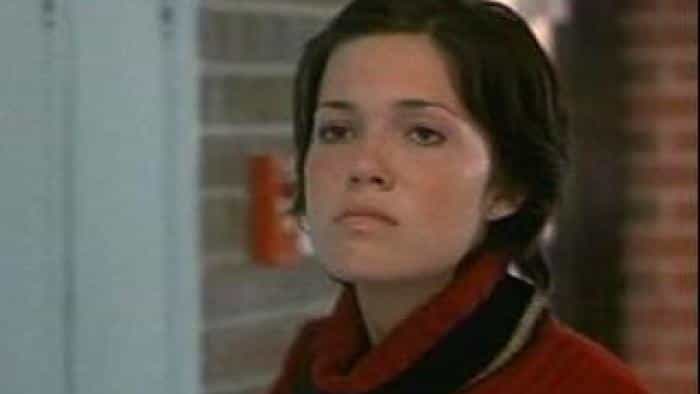 نقد و بررسی فیلم چگونه با آن کنار بیاییم (2003) | چی‌بینو