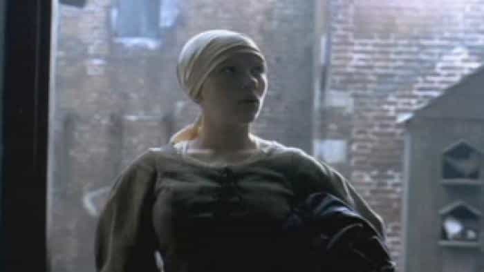 نقد و بررسی فیلم دختر با گوشواره مروارید (2003) | چی‌بینو