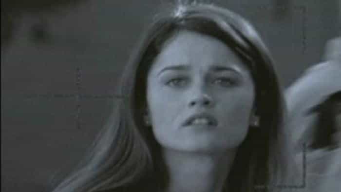 نقد و بررسی فیلم عکاسان مزاحم محصول سال 2004 | چیبینو