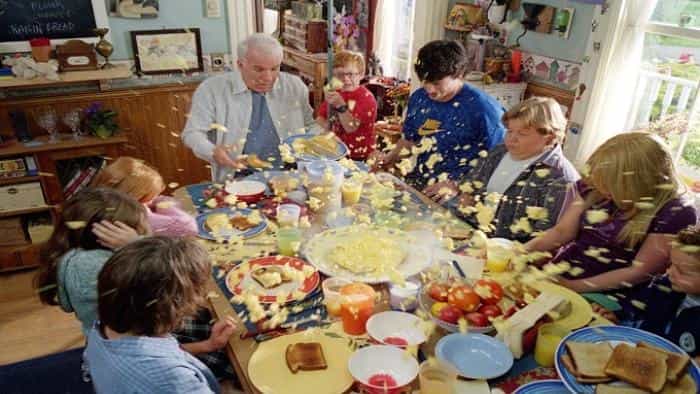 نقد و بررسی فیلم ارزان‌تر در دزین محصول سال 2003 | چی‌بینو