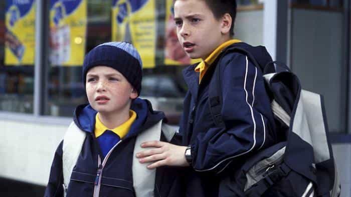 نقد و بررسی فیلم میلیون‌ها محصول سال 2004 | چی‌بینو