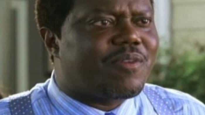 نقد و بررسی فیلم حدس بزنید چه کسی؟ محصول سال 2005 | چیبینو