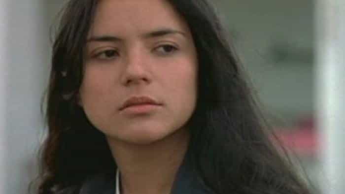 نقد و بررسی فیلم ماریا سرشار از نعمت (2004) | چیبینو