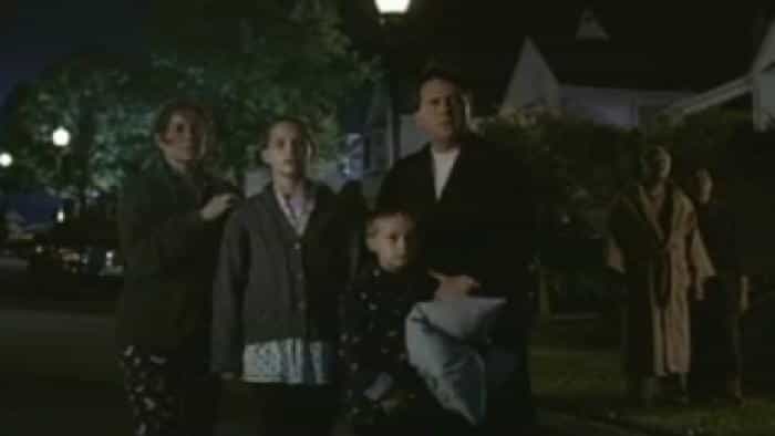 نقد و بررسی فیلم جنگ جهانی محصول سال 2005 | چی‌بینو