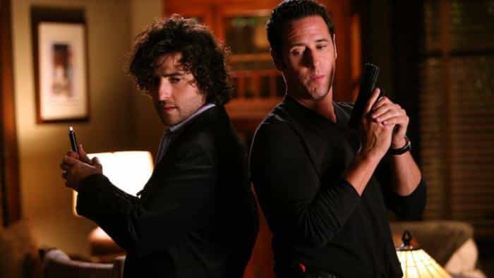 نقد و بررسی سریال اعداد محصول سال 2005 | چی‌بینو