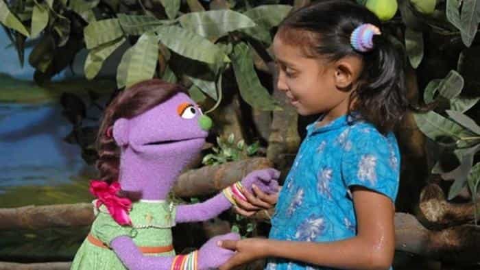 نقد و بررسی فیلم جهان از نگاه خیابان سیسمونی (2006)