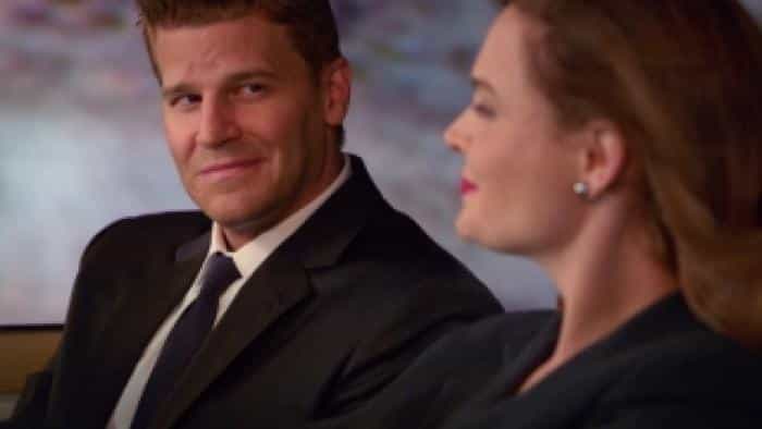 نقد و بررسی سریال استخوان ها محصول سال 2005 | چی‌بینو