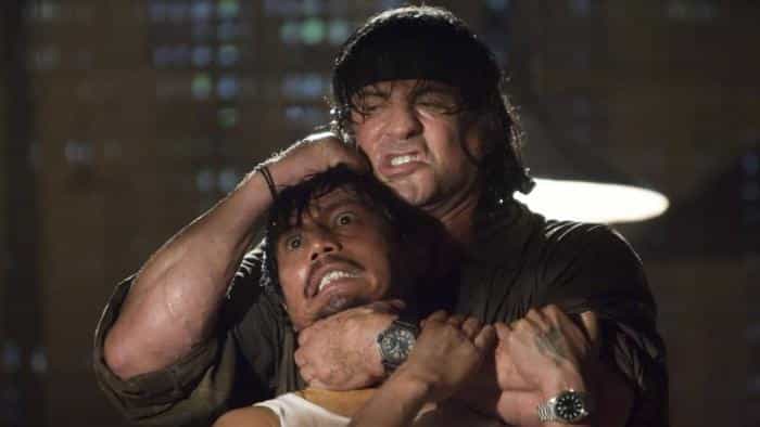 نقد و بررسی فیلم رَمبو، یک شخصیت داستانی ...(2008) | چی‌بینو