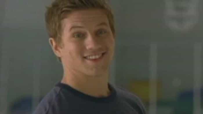 نقد و بررسی فیلم لبه‌ی تیغ: تلاش برای کسب مدال طلا (2006)