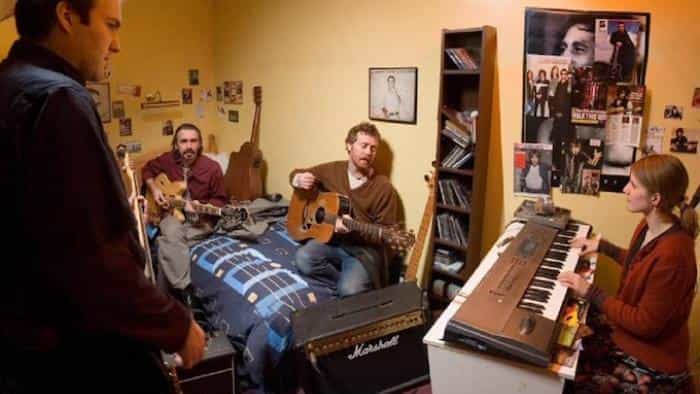 نقد و بررسی فیلم یک بار محصول سال 2007 | چی‌بینو