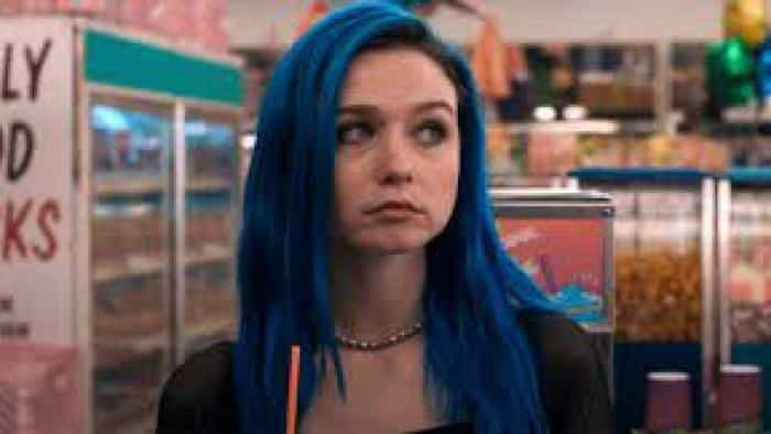 نقد و بررسی فیلم آسمان صورتی پیش رو محصول سال 2020 | چی‌بینو