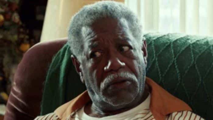 نقد و بررسی فیلم DOMINO: نبرد استخوان ها (2021) | چی‌بینو