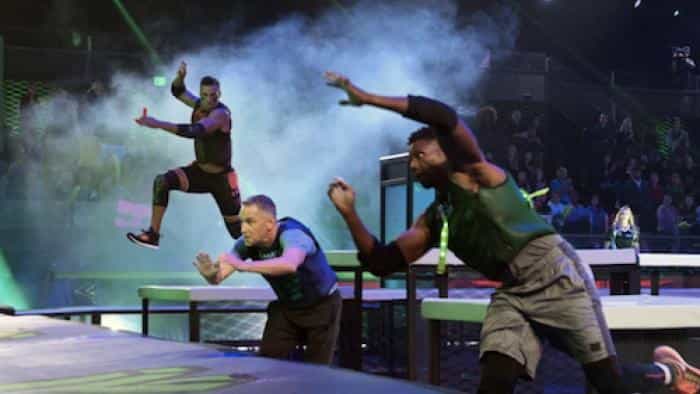 نقد و بررسی سریال برچسب نهایی محصول سال 2020 | چی‌بینو