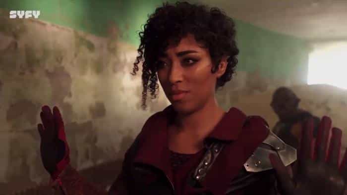 نقد و بررسی سریال ملکه‌ی ولگرد محصول سال 2020 | چی‌بینو