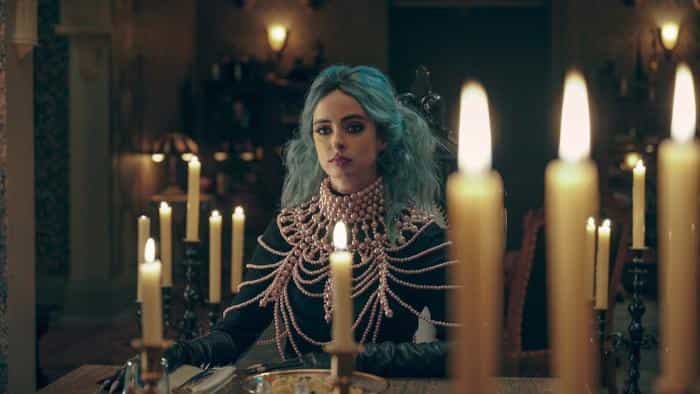 تماشای فیلم کتاب های شبانه محصول سال 2021 | چی‌بینو