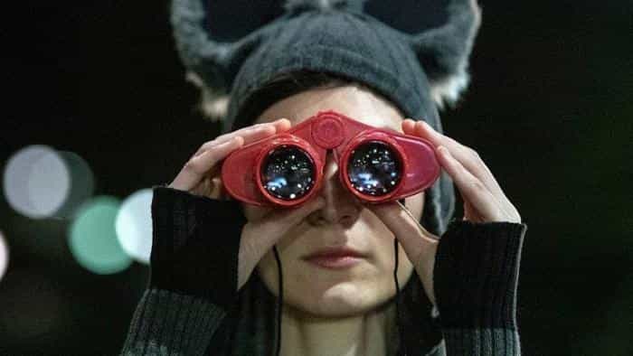 نقد و بررسی فیلم گرگ تنها محصول سال 2021 | چی‌بینو