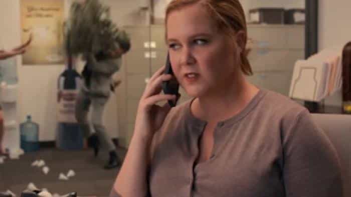 نقد و بررسی سریال زندگی و بث محصول سال 2022 | چیبینو