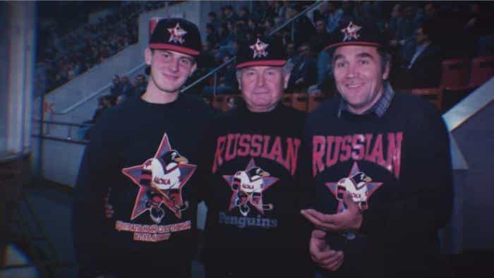 نقد و بررسی فیلم پنگوئنهای قرمز محصول سال 2019 | چیبینو