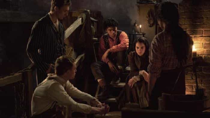 نقد و بررسی سریال ناهنجارها محصول سال 2021 | چی‌بینو