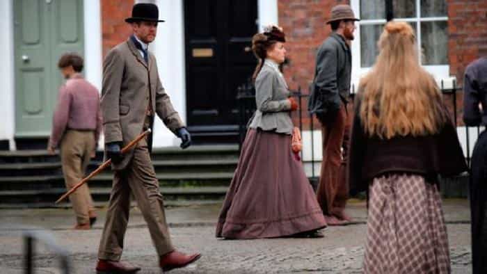 نقد و بررسی سریال ناهنجارها محصول سال 2021 | چی‌بینو