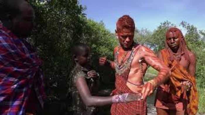 نقد و بررسی فیلم جنگجوی سفید ماسایی محصول سال 2019 | چی‌بینو