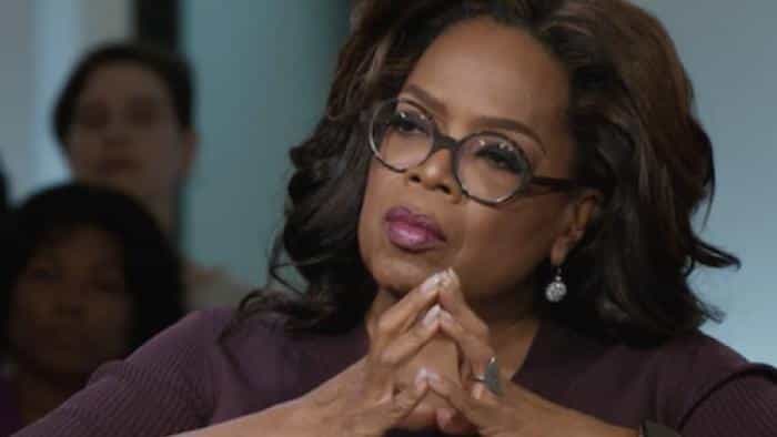 نقد و بررسی سریال کتابخانه اوپرا محصول سال 2019 | چی‌بینو