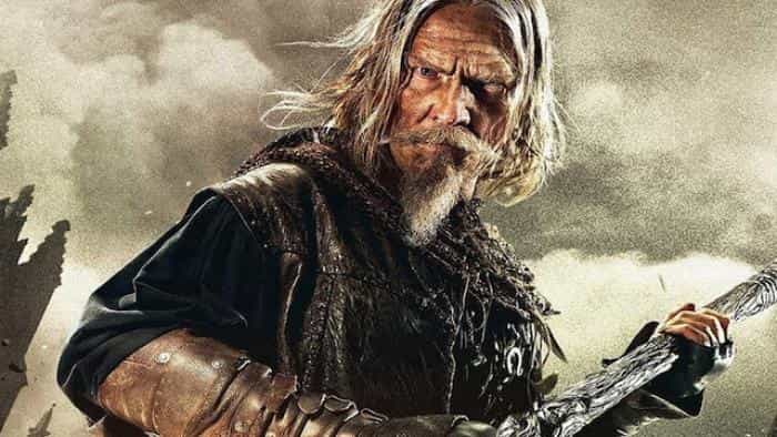 نقد و بررسی فیلم «پسر هفتم» محصول سال 2014 | چی‌بینو