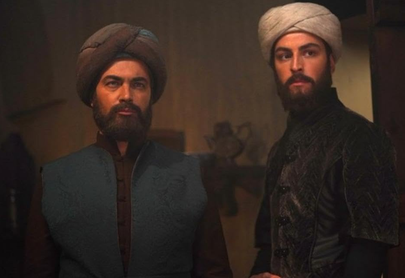 نقد و بررسی فیلم مست عشق محصول سال 2024 | چی‌بینو