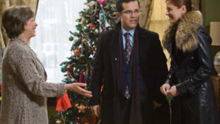 نقد و بررسی فیلم هیچ چیز مثل تعطیلات نیست (2008) | چی‌بینو