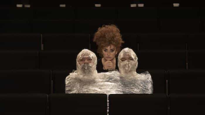 تماشای فیلم رقابت رسمی محصول سال 2021 | چی‌بینو