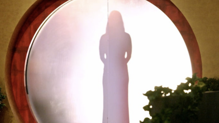 نقد و بررسی سریال عشق کور است محصول سال 2020 | چی‌بینو