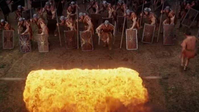 نقد و بررسی فیلم سگهای هالیوودی: ظهور و ...(2021) | چیبینو