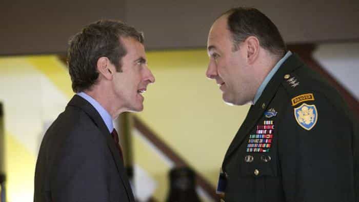 نقد و بررسی فیلم در حلقه محصول سال 2009 | چی‌بینو