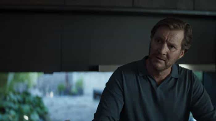 نقد و بررسی فیلم جِیجِی و ای محصول سال 2021 | چیبینو