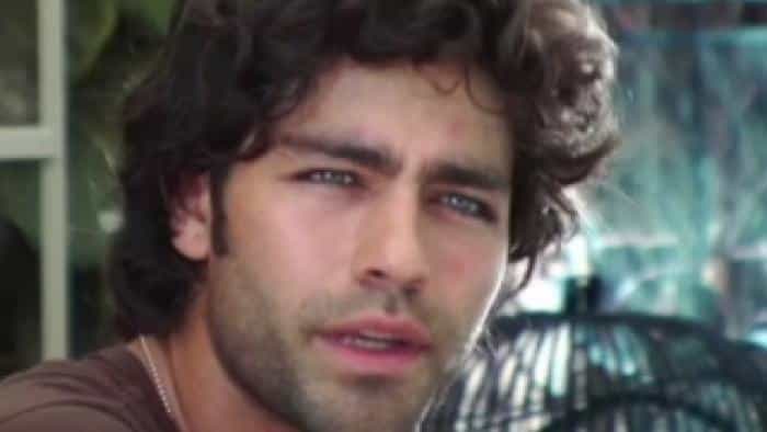 نقد و بررسی فیلم عکاس نوجوان محصول سال 2010 | چی‌بینو