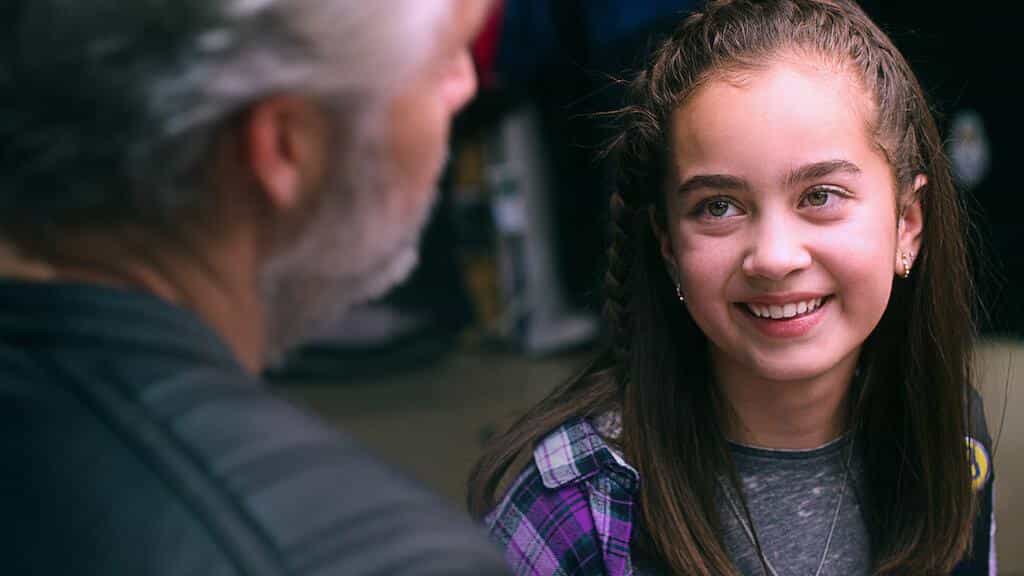 نقد و بررسی فیلم به دنبال بابا محصول سال 2020 | چی‌بینو