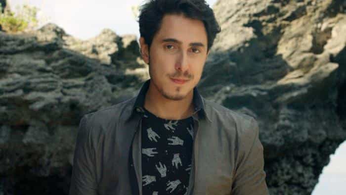 نقد و بررسی انیمیشن آزمایشگاه اسرارآمیز (2020) | چی‌بینو