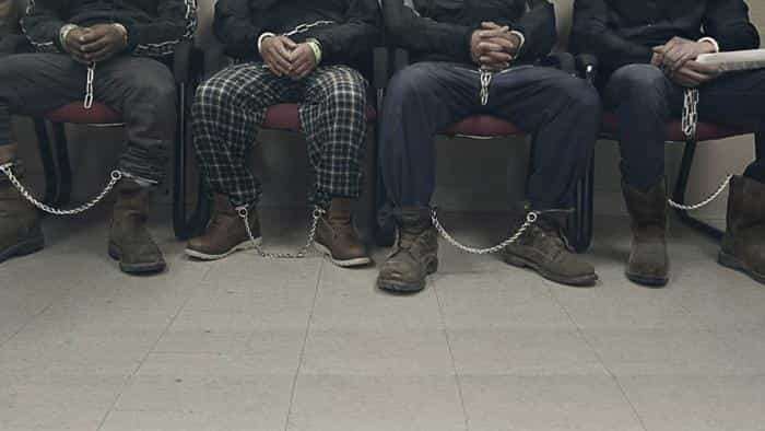 نقد و بررسی سریال ملت مهاجر محصول سال 2020 | چی‌بینو