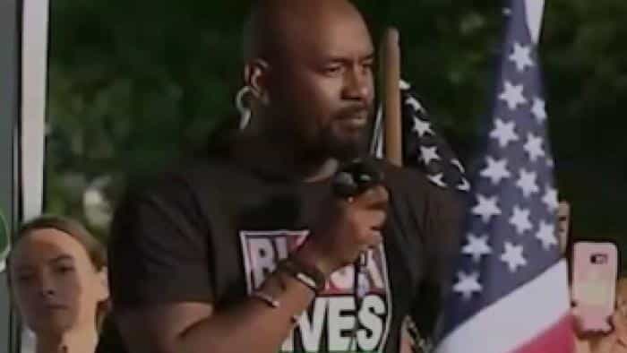 نقد و بررسی فیلم ستارگان و رنج محصول سال 2020 | چی‌بینو