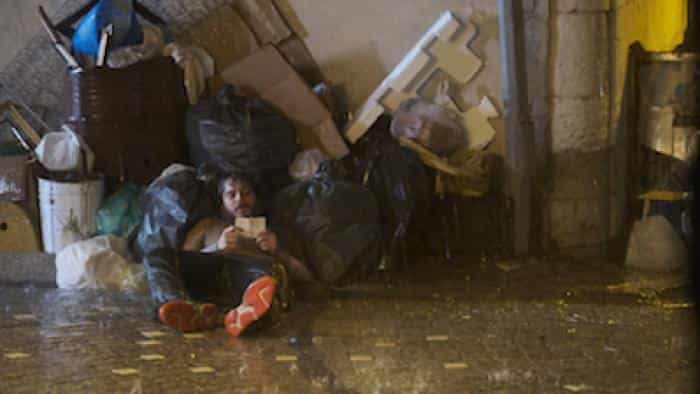 تماشای فیلم زندگی کاغذی محصول سال 2021 | چی‌بینو