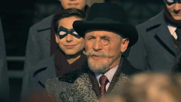 تماشای سریال آکادمی آمبرلا محصول سال 2019 | چی‌بینو