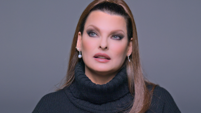 نقد و بررسی سریال مدل های برتر محصول سال 2023 | چی‌بینو