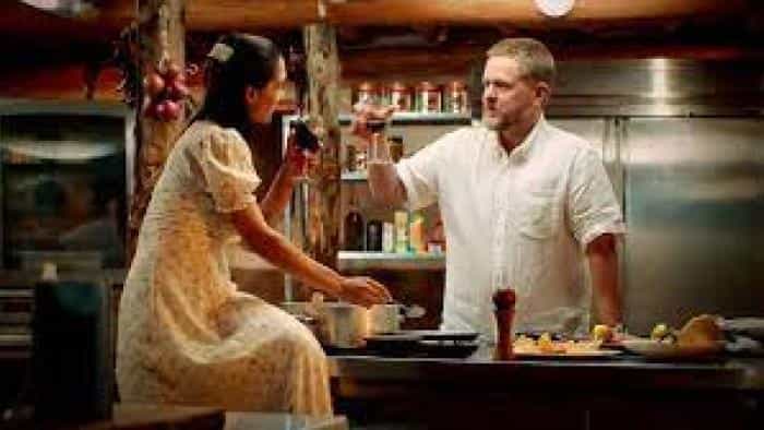 نقد و بررسی فیلم توسکانی محصول سال 2022 | چی‌بینو