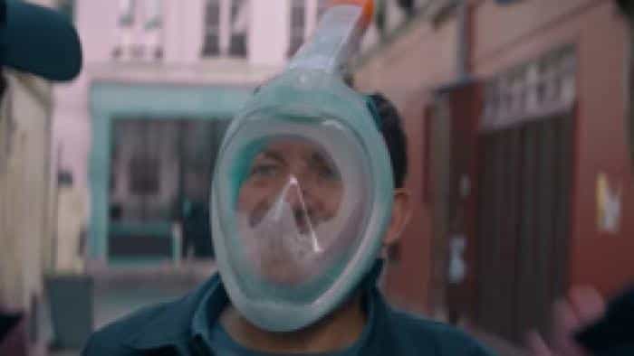 نقد و بررسی فیلم با هم گیر کرده‌ایم محصول سال 2021 | چی‌بینو