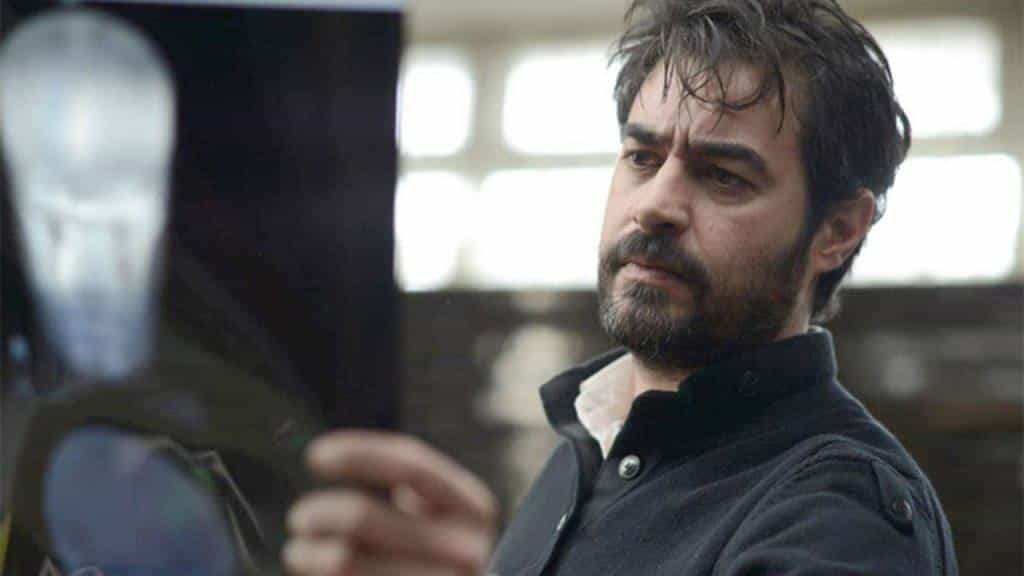 نقد و بررسی فیلم بی همه چیز محصول سال 2021 | چی‌بینو