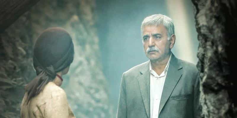 نقد و بررسی فیلم بی همه چیز محصول سال 2021 | چی‌بینو