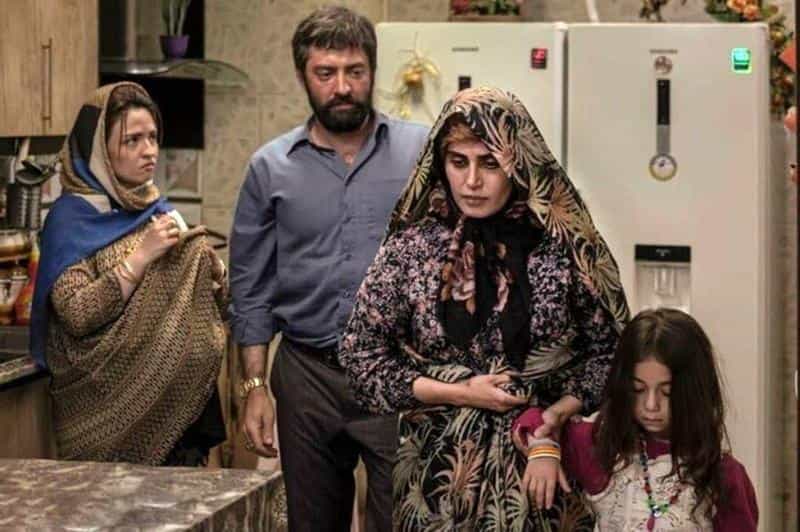 نقد و بررسی فیلم ابلق محصول سال 2021 | چی‌بینو