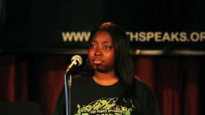 نقد و بررسی سریال راسل سیمونز معرفی می‌کن...(2009) | چی‌بینو