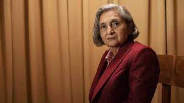 نقد و بررسی فیلم در جستجوی شیلا محصول سال 2021 | چی‌بینو