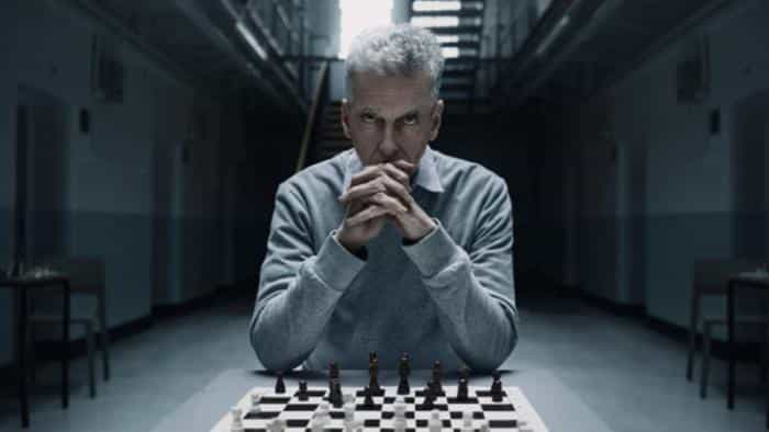 نقد و بررسی سریال ساعت شیطان محصول سال 2022 | چی‌بینو